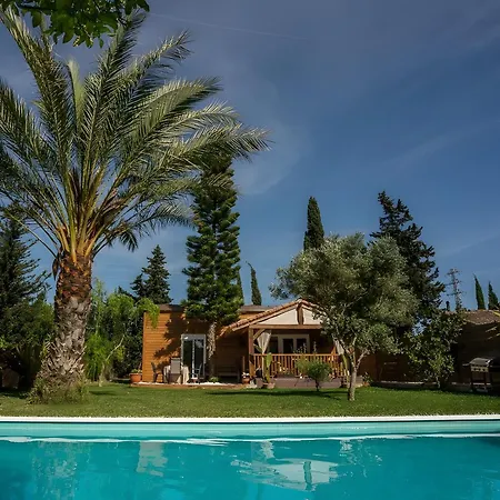 Escondida - Solo Familias *