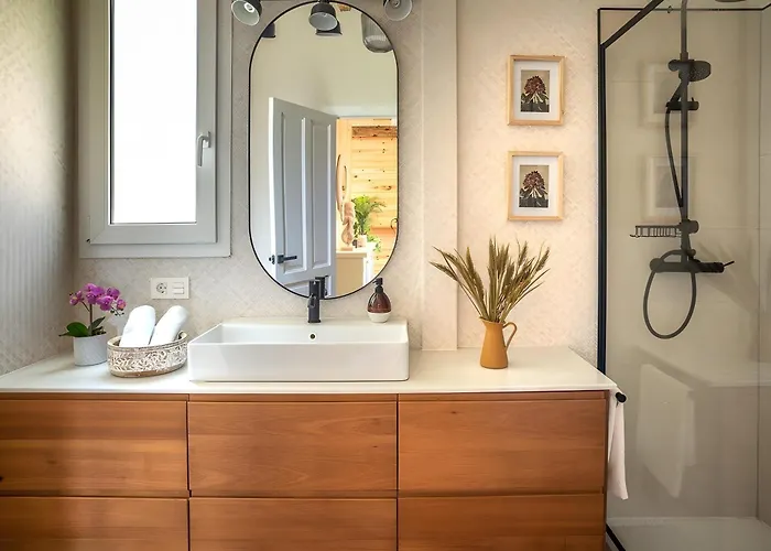 Escondida - Solo Familias