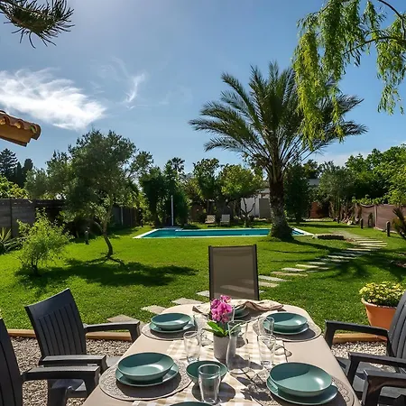 Escondida - Solo Familias Holiday home *