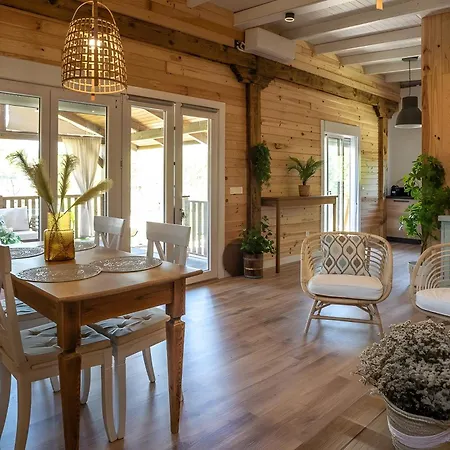 Escondida - Solo Familias * Conil De La Frontera