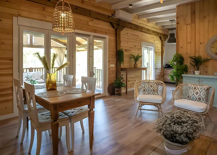 Escondida - Solo Familias * Conil De La Frontera